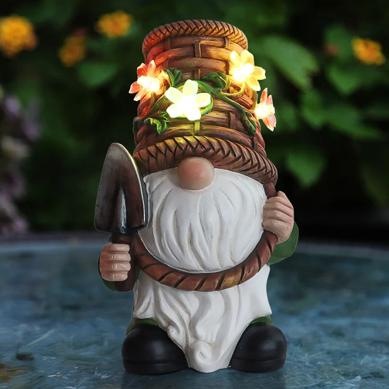 Garden Courtyard Decorative Figurines, Outdoor Plush Gnomes, Solar Powered Watering Fairy Lights, Resin Craft Ornaments